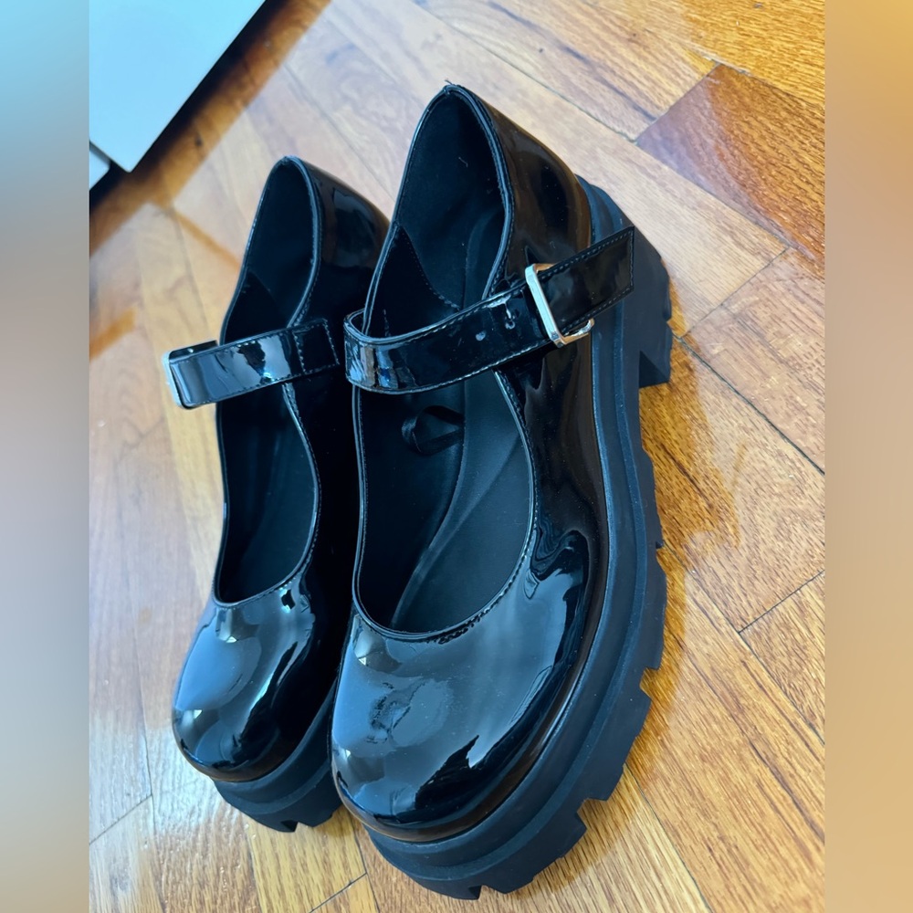 Zara Paten Leather Loafers